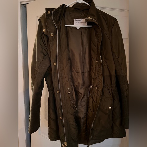 BCBG coat - Picture 4 of 9